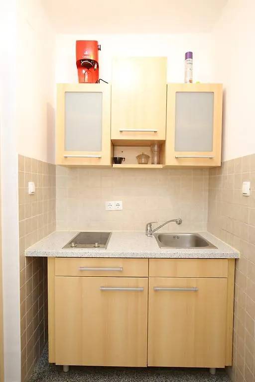 ויר Apartments Tina P 0*,  קרואטיה