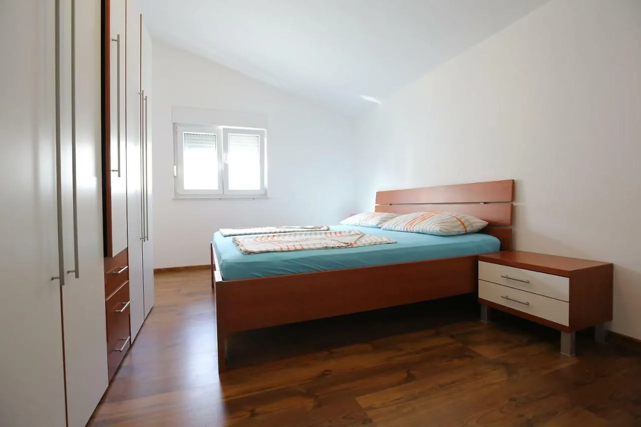 ויר Apartments Tina P קרואטיה